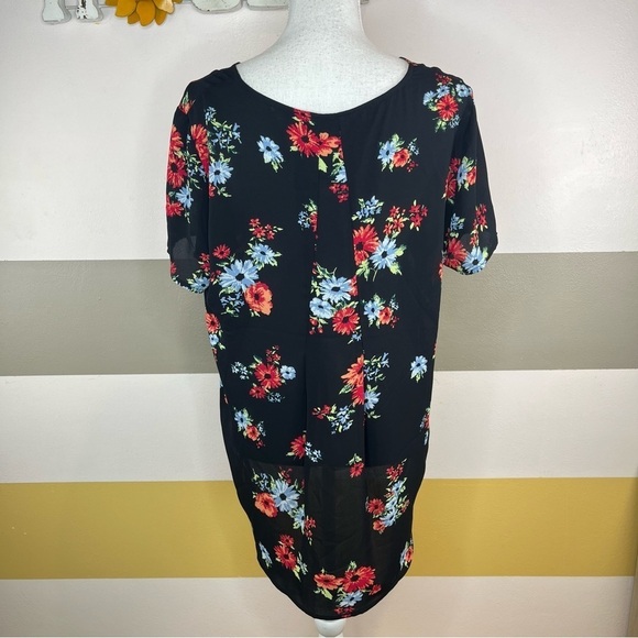 2/$25 Chelsea & Theodore Black Floral Business Casual Feminine Pretty Blouse L - Picture 6 of 12